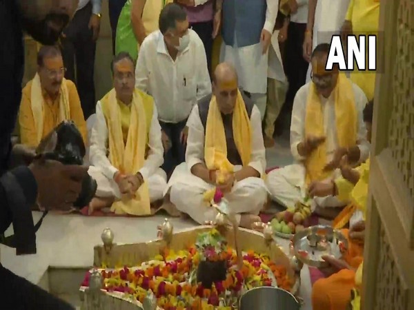Defence Minister Rajnath Singh at a temple in Lucknow(Photo/ANI)