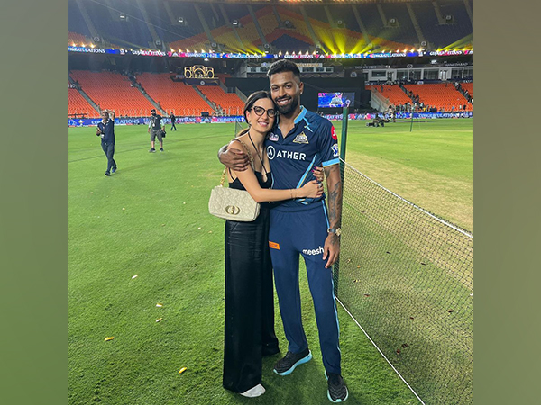 Hardik Pandya and his wife Natasa (Image source: Instargam)