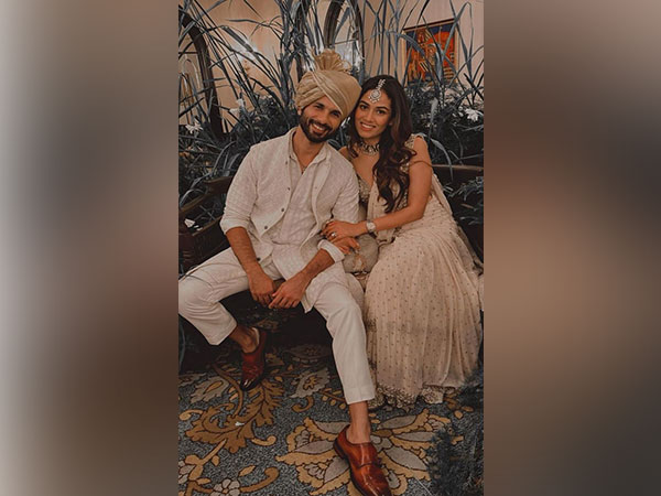 Shahid Kapoor and his wife Mira Rajput (Image source: Instagram)