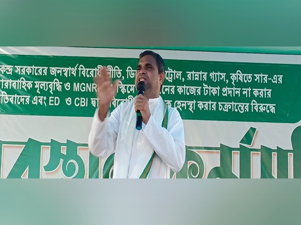 West Bengal Minister of State of Consumer Affairs Srikanta Mahata. (Photo: Srikanta Mahata Twitter)