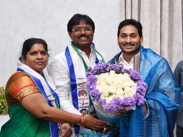 Ganji Chiranjeevi joins YSRCP (Photo/ANI)