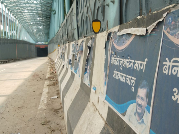The visual of the walkway at Benito Juarez Marg underpass (Photo/ANI)