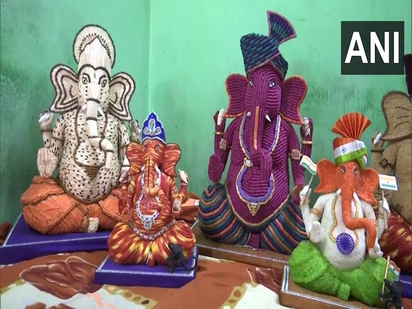 Visual of eco-friendly idols of Lord Ganesh from Raipur (Photo/ANI)