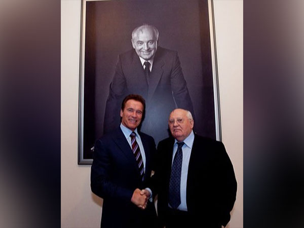 Arnold Schwarzenegger with late Mikhail Gorbachev (Image source: Instagram)