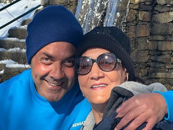 Bobby Deol with his mother (Image source: Instagram)
