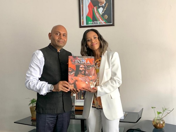 Indian ambassador Abhay Kumar meets Madagascar environment minister  