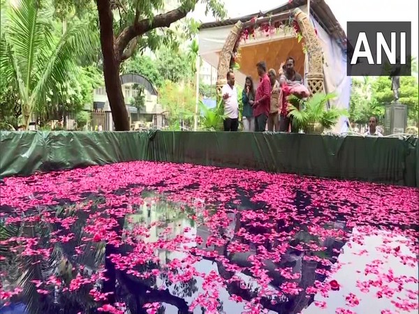 Artificial ponds made by BMC for Ganesh visarjan in Mumbai. (ANI/photo)