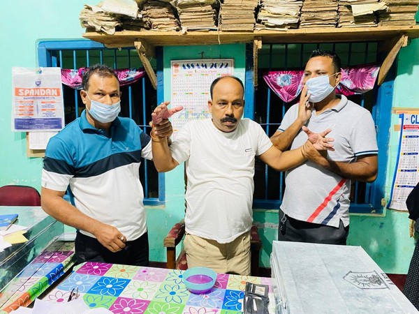 Sub-inspector arrested in Assam's Nagaon on bribery charges (Photo:Twitter/GP Singh)