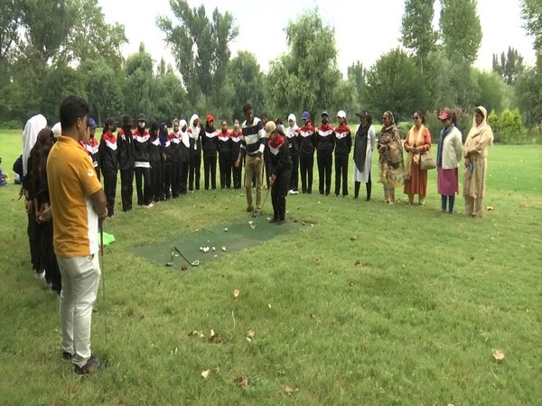 Special Golf training camp organised for govt school girls in J-K (Photo:ANI)