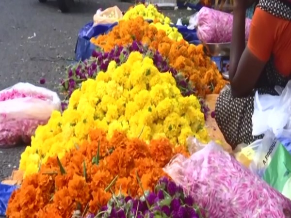 Flower market in Kochi (Photo/ANI)