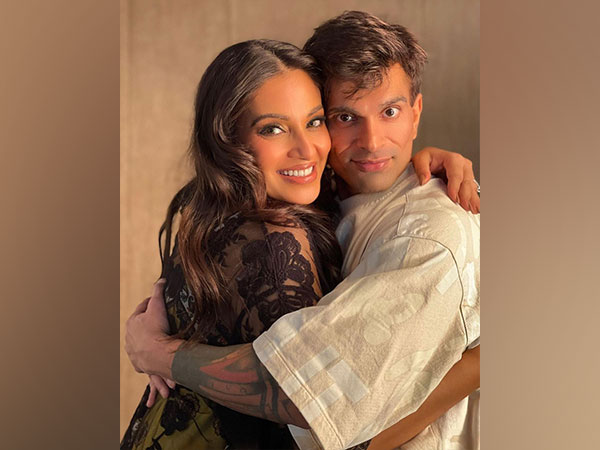  Bipasha Basu and Karan Singh Grover (Image Source: Instagram)