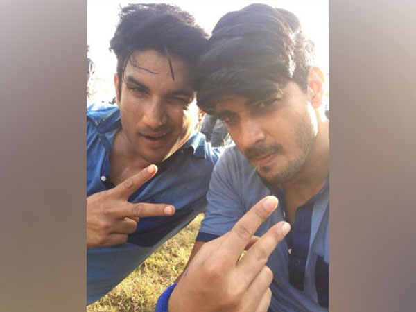 Tahir Raj Bhasin and Sushant Singh Rajput (Image source: Instagram)