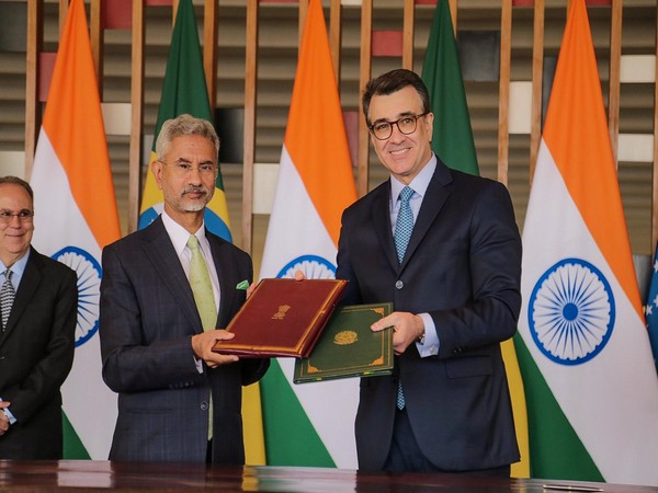 External Affairs Minister, S Jaishankar and Brazilian Foreign Minister, Carlos Franca. (Photo: Twitter)