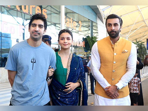 Ayan mukherji, Alia Bhatt, Ranbir Kapoor