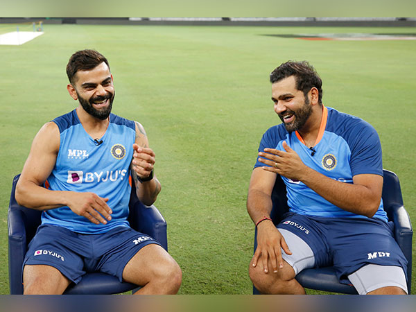 Virat and Rohit (Credit: Twitter@BCCI)
