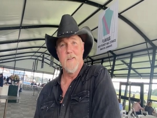 Trace Adkins (Source: Twitter)