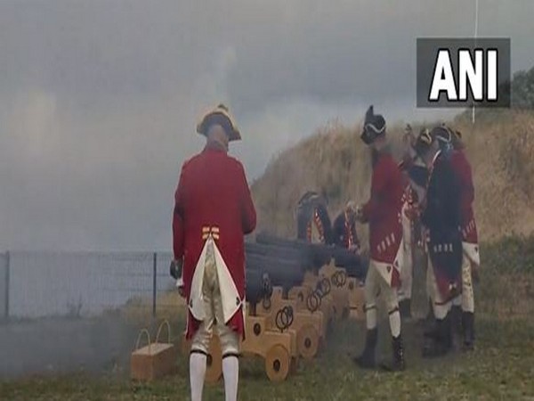 96 rounds of royal gun salutes fired to give tribute to Queen Elizabeth II (Photo Credit: Twitter)