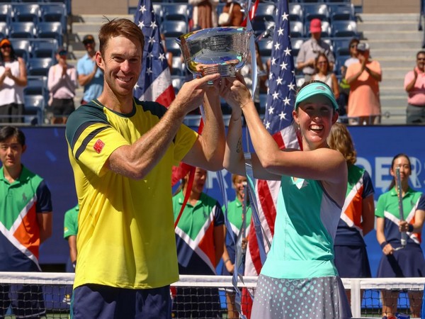 John Peers and Storm Sanders (Photo: WTA.com)