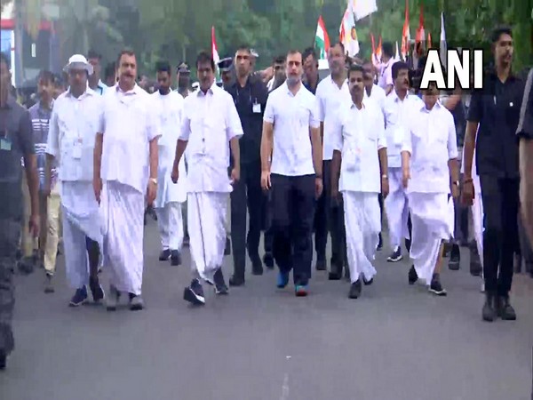 Rahul Gandhi in Bharat Jodo Yatra (Photo/ANI)