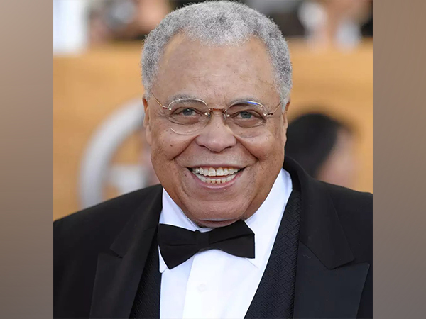 James Earl Jones (Image source: Twitter)