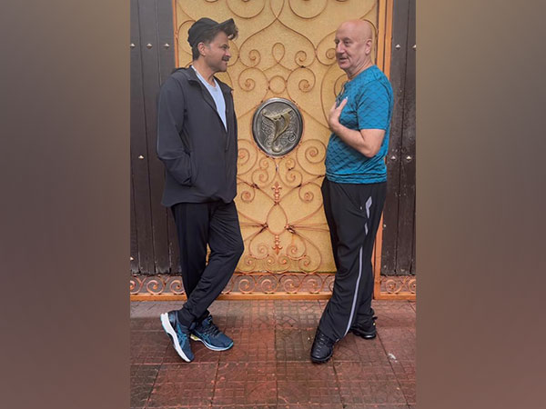 Anupam Kher, Anil Kapoor (Imnage Source: Instagram)