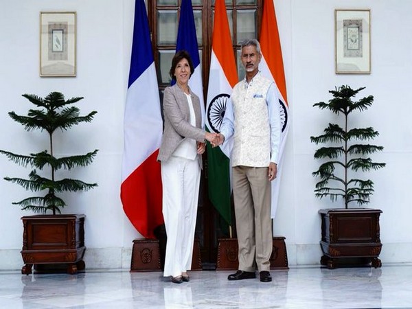 EAM S Jaishankar meets French Foreign Minister Catherine Colonna. (Twitter/S Jaishankar)