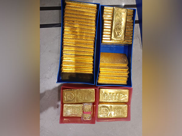 ED seizes gold in raids against Raksha Bullion, Classic Marbles (Photo:Twitter/ED)