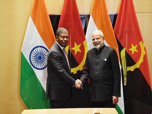 PM Modi and President of Angola Joao Lourenco. (Photo Source: Twitter\\@narendramodi)
