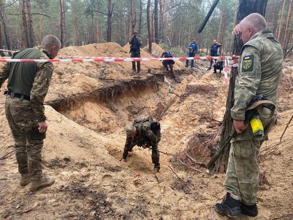 After Bucha, new mass grave of 440 bodies found in Ukraine's recaptured Izium (Photo Credit: Twitter)