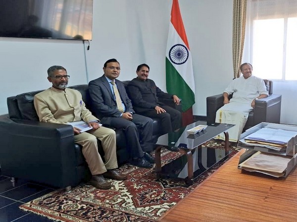 MoS Muraleedharan interacts with officials of Indian embassy in Eritrea.