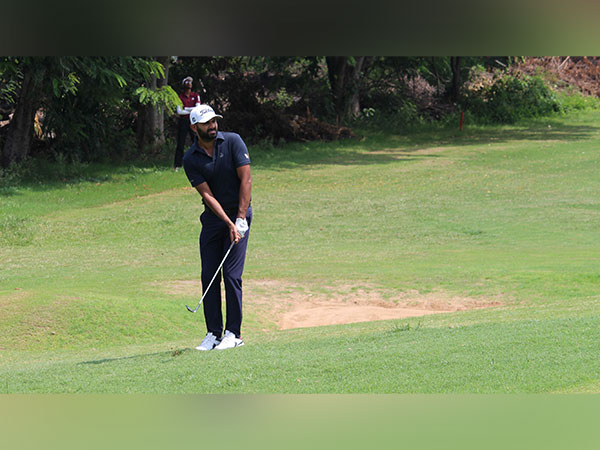 Golfer Abhijit Singh Chadha in action during Jaipur Open 2022 (Image: PGTI)