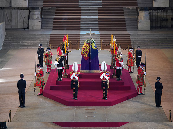 Queen's coffin at Westminster Hall