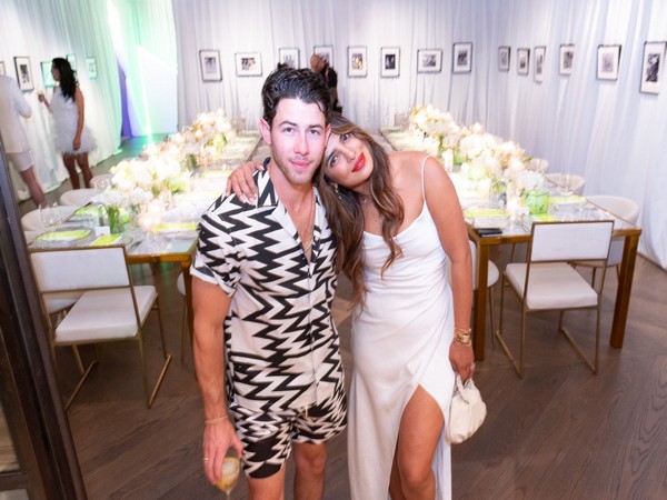 Nick Jonas Priyanka Chopra (Image source: Twitter)