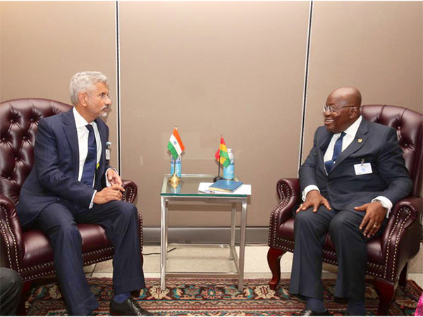 External Affairs Minister S Jaishankar with President of Ghana, Nana Akufo-Addo (Photo Credit: Twitter/S Jaishankar)
