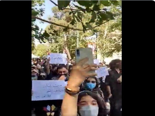 Protest in Iran (Photo Credit: Twitter, Masih Alinejad)