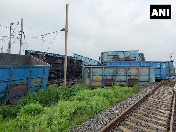 Derailed coaches of goods train at DDU-Gaya rail route (Photo/ANI)