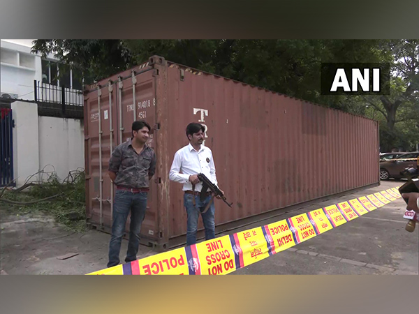 22 tonnes of Licorice coated with Heroin seized in Mumbai (Photo:ANI)