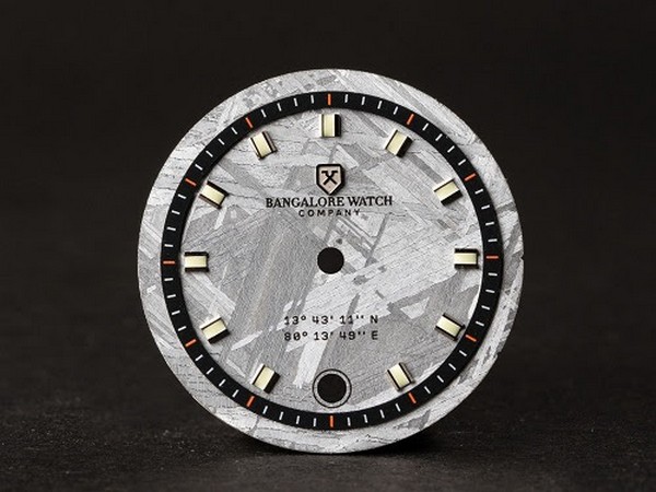The Meteorite dial of the Apogee Extraterrestrial
