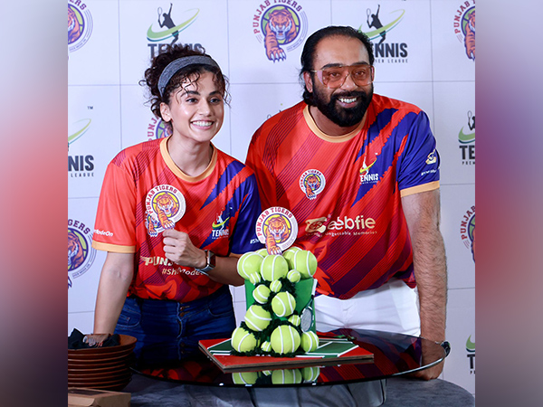 Actress Taapsee Pannu (L) and Raminder Singh (R) owners of Punjab Tigers in TPL (Image: Punjab Tigers Media)