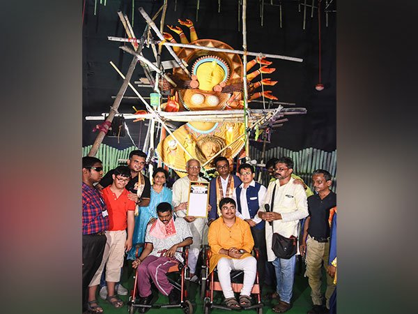 Visaul from the Durga puja pandal in West Bengal (Photo/ANI)