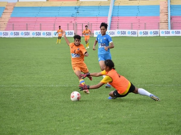 Wangoi Higher Secondary School of Manipur in action against R.K.S Girls High School Majwra Bihar (Image: AIFF)