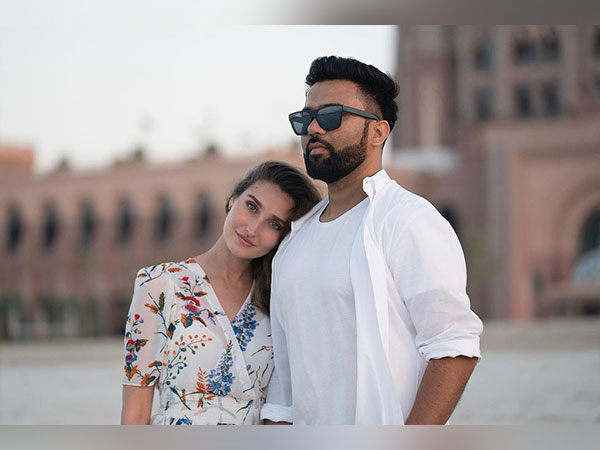 Ali Abbas Zafar and wife Alicia (Source: Instagram)