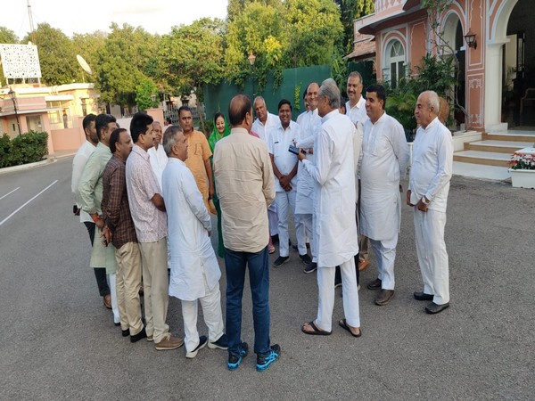 Ashok Gehlot with MLAs 