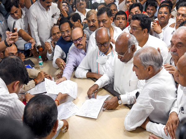 Mallikarjun Kharge files his nomination for the post of the Congress President (Photo/ANI)