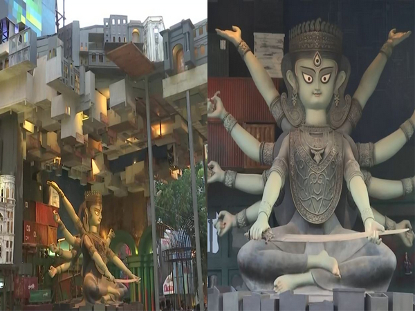 A look at Durga Puja pandal that depicts the journey of Kolkata (File Photo) 