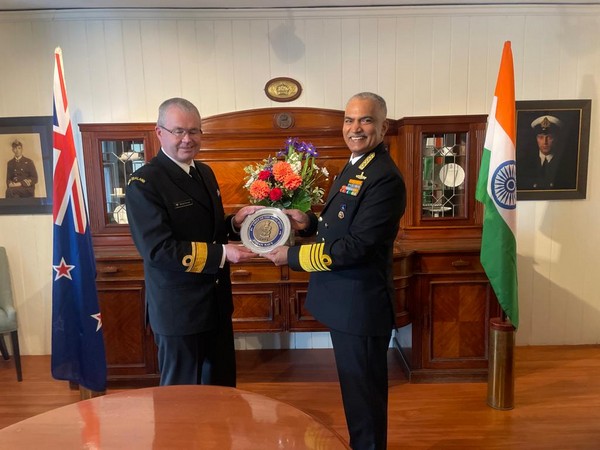 Navy chief Admiral R Hari Kumar with RNZN Rear Admiral David Proctor, during his New Zealand visit.