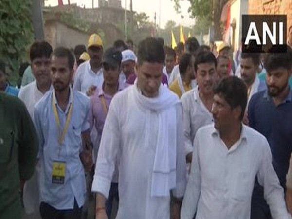 Prashant Kishor began his padayatra from Gandhi Ashram, Bhitiharwa in West Champaran district (Photo/ANI)