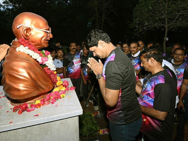 MP J Santosh Kumar (Twitter/@MPsantoshtrs)