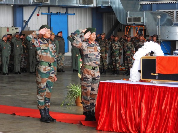 Obeisance paid with full military honours to Lt Col Saurabh Yadav of Army Aviation