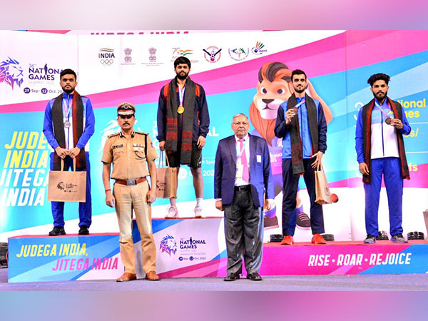 Sai Praneeth (2nd from left) after winning gold (Photo: BAI Media)